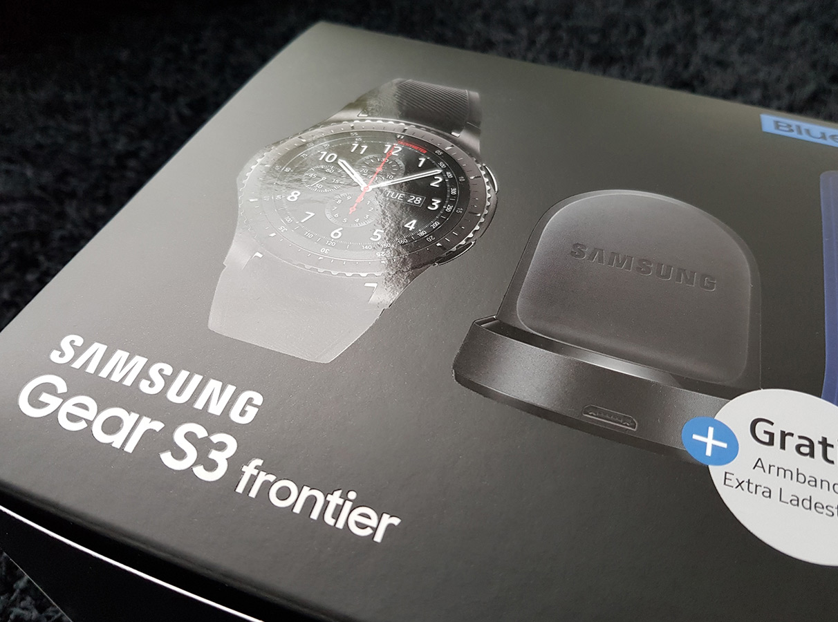 Gear S3 Blue X Edition Verpackungsdesign